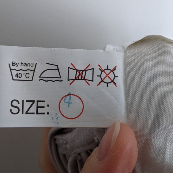 Sweet Beginnings Size 4 Girl's Formal Dress (pearl/champagne color) - Picture 8 of 10